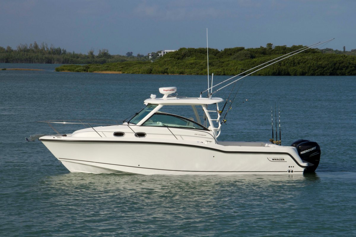 360 VR Virtual Tours of the Boston Whaler 315 Conquest