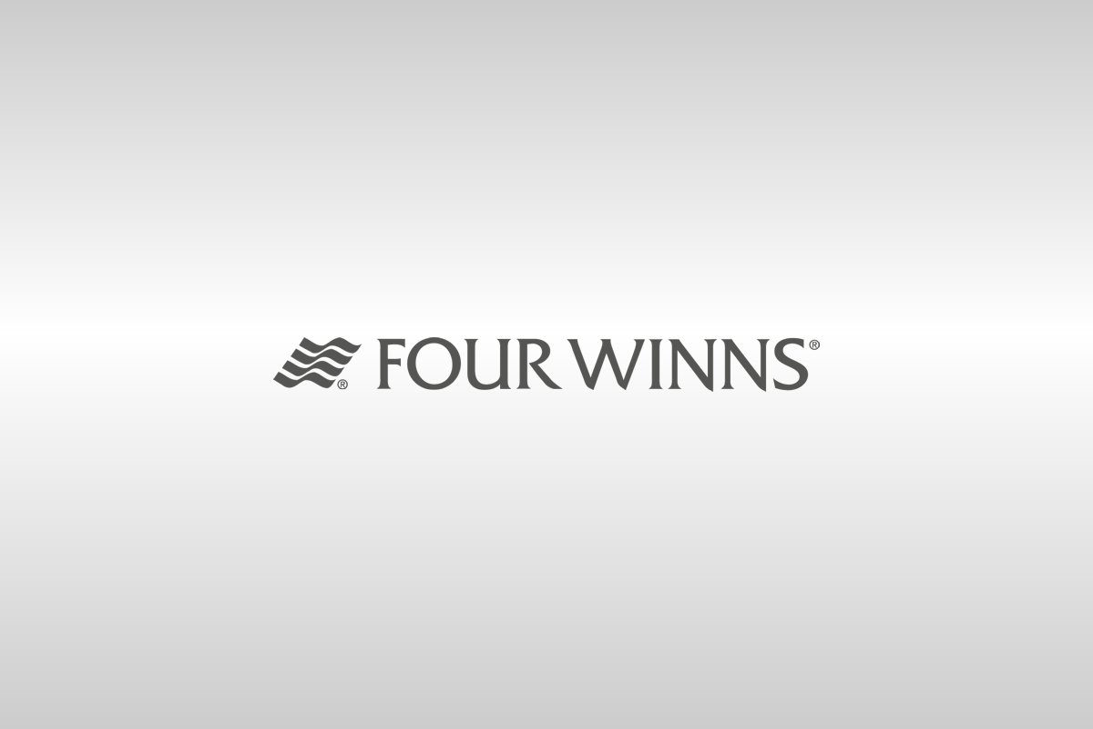 360 VR Virtual Tours of the Four Winns H440