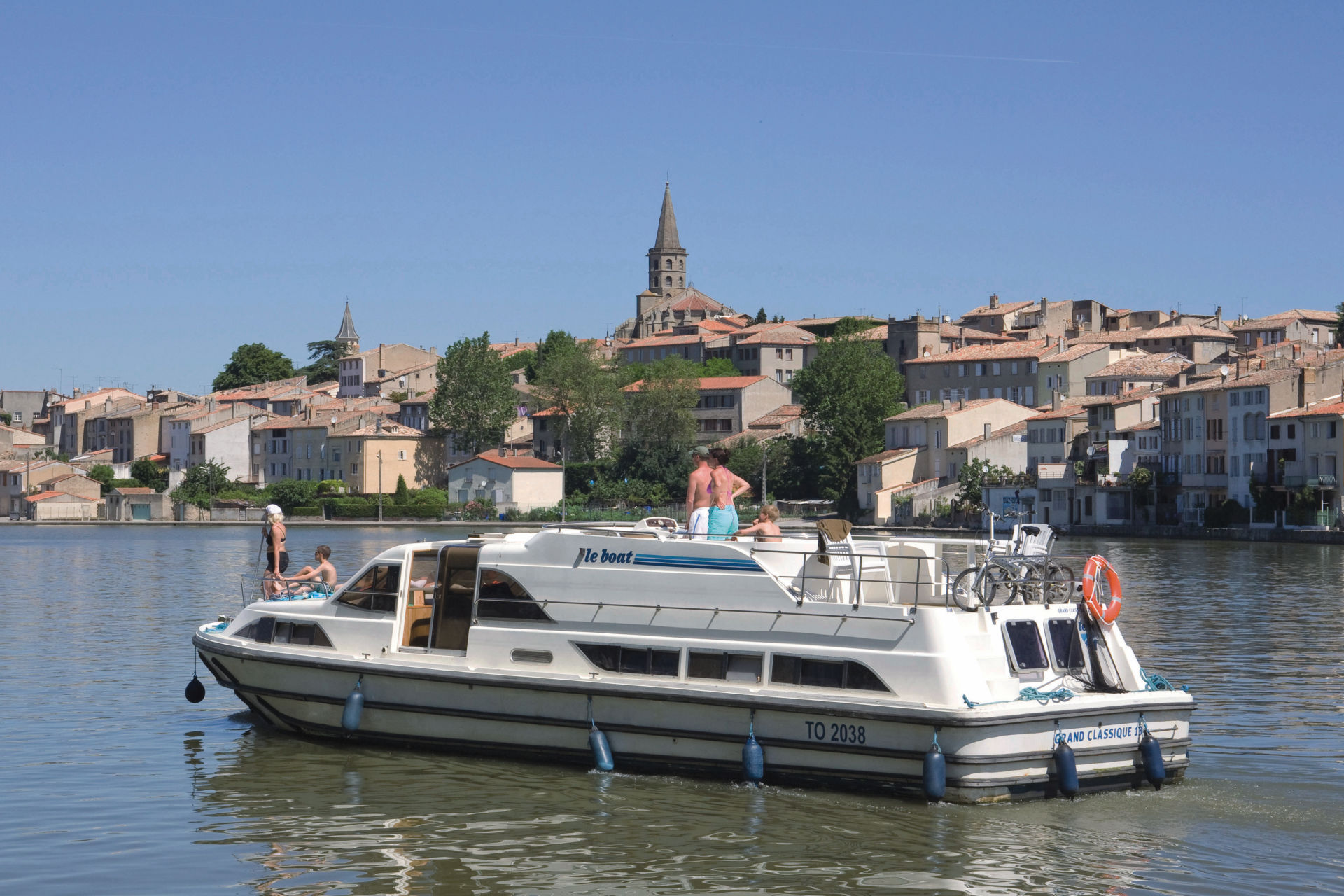 360 VR Virtual Tours of the Grand Classique | Le Boat